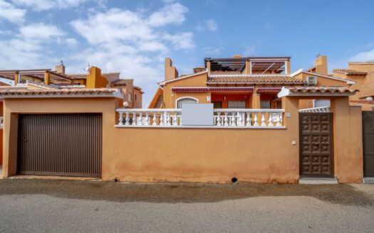 Bungalow im Obergeschoss in TORREVIEJA