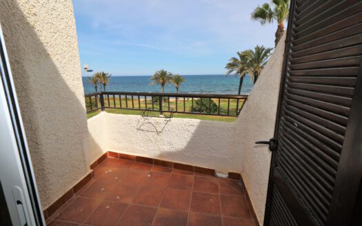 Duplex in erster Reihe zum Meer in TORREVIEJA