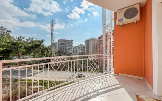 2+1 Wohnung mit kleinem Meerblick in TOSMUR, Alanya, Türkei