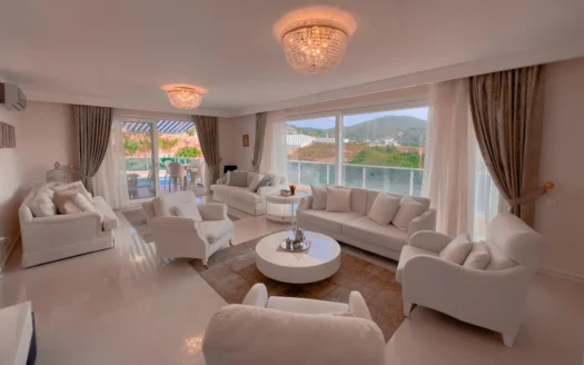 Luxuriöse Twin Villa mit privaten Pool in KARGICAK Alanya Türkei zu verkaufen