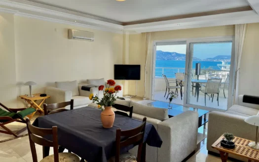 BEACHFRONT 3 Zimmer Wohnung in TOSMUR, Alanya, Türkei zu verkaufen