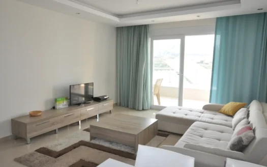 2 Zimmer Wohnung in luxuriöser Anlage in KARGICAK, Alanya, Türkei