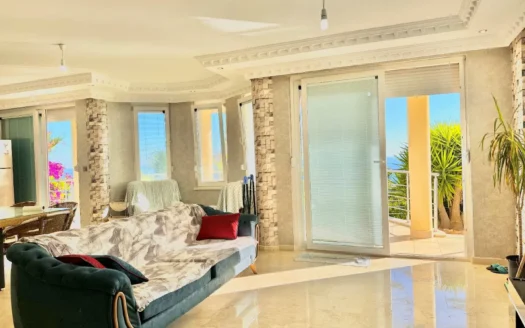 Haus mit Pool und Meerblick in KESTEL Alanya Türkei zu verkaufen